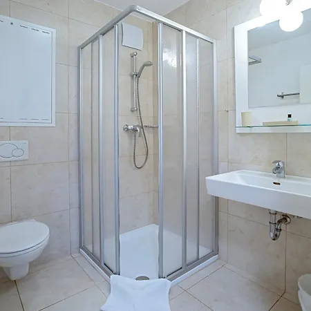 Felsenappartment Gastein 아파트