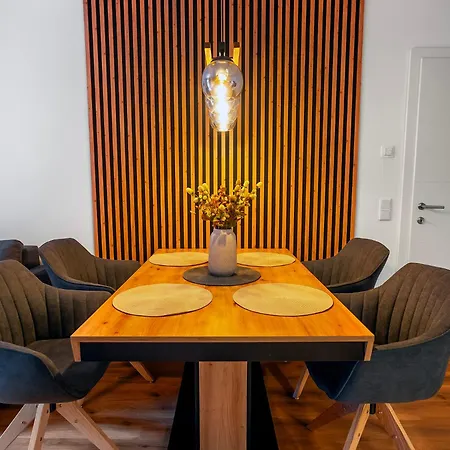Felsenappartment Gastein アパート バードガシュタイン
